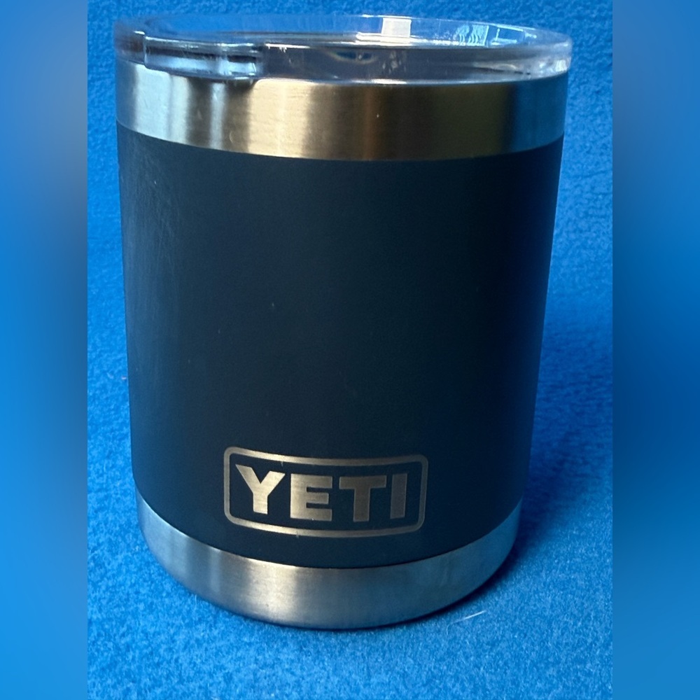 YETI Rambler 10 oz Lowball Tumbler "IDEXX" Logo Mag Slider Lid EUC